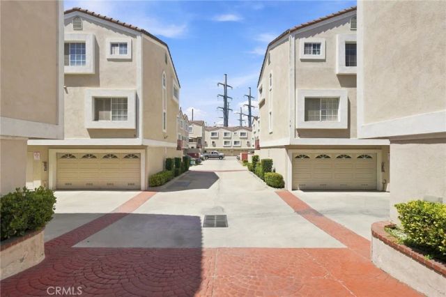 1665 E 68th 21, Long Beach, CA 90805