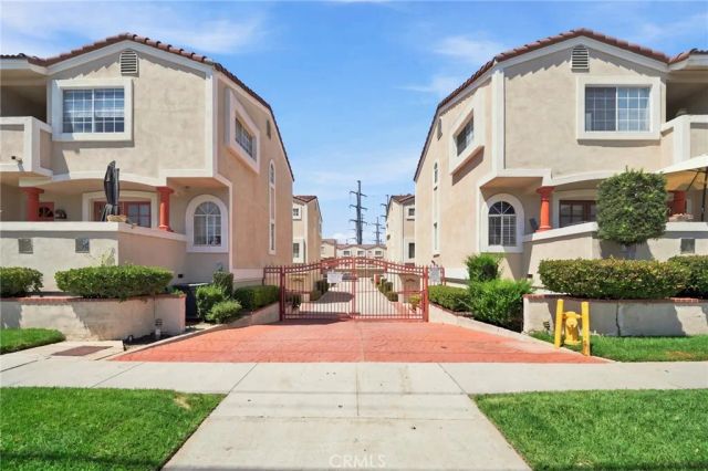 1665 E 68th 21, Long Beach, CA 90805
