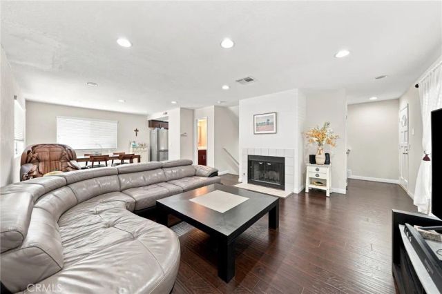 1665 E 68th 21, Long Beach, CA 90805