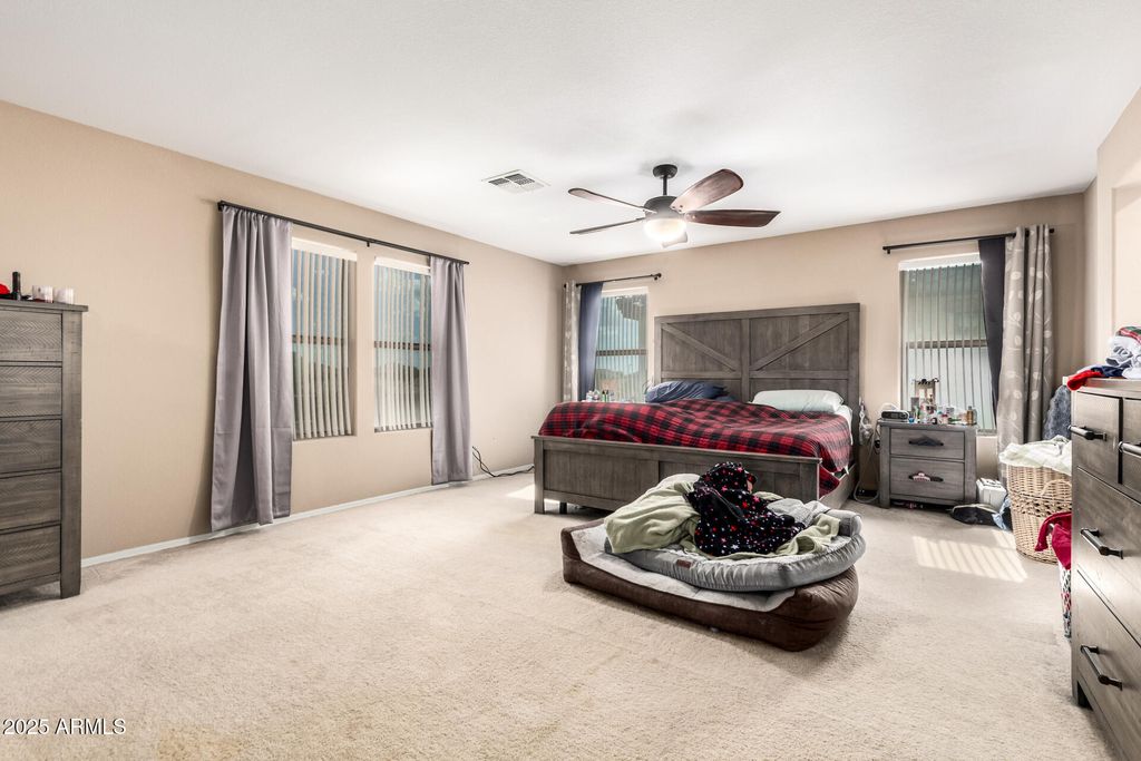 Image 20 of property listing at 25545 W NANCY Lane, Buckeye, AZ 85326