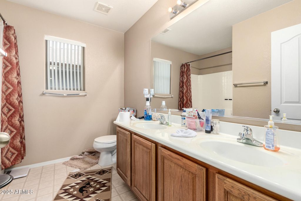 Image 26 of property listing at 25545 W NANCY Lane, Buckeye, AZ 85326