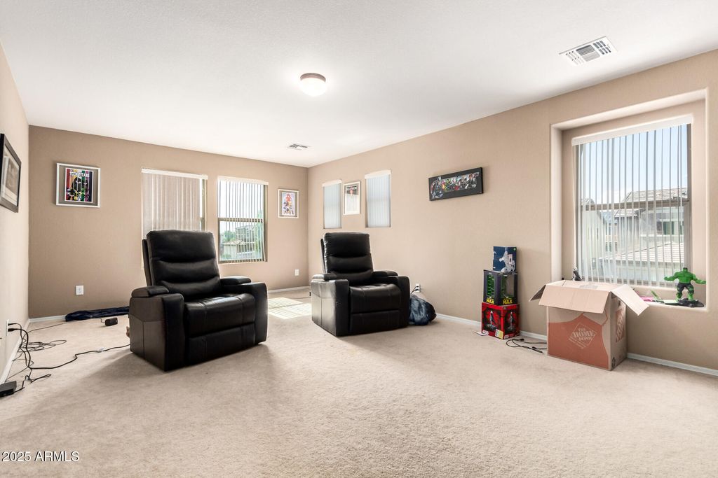 Image 34 of property listing at 25545 W NANCY Lane, Buckeye, AZ 85326