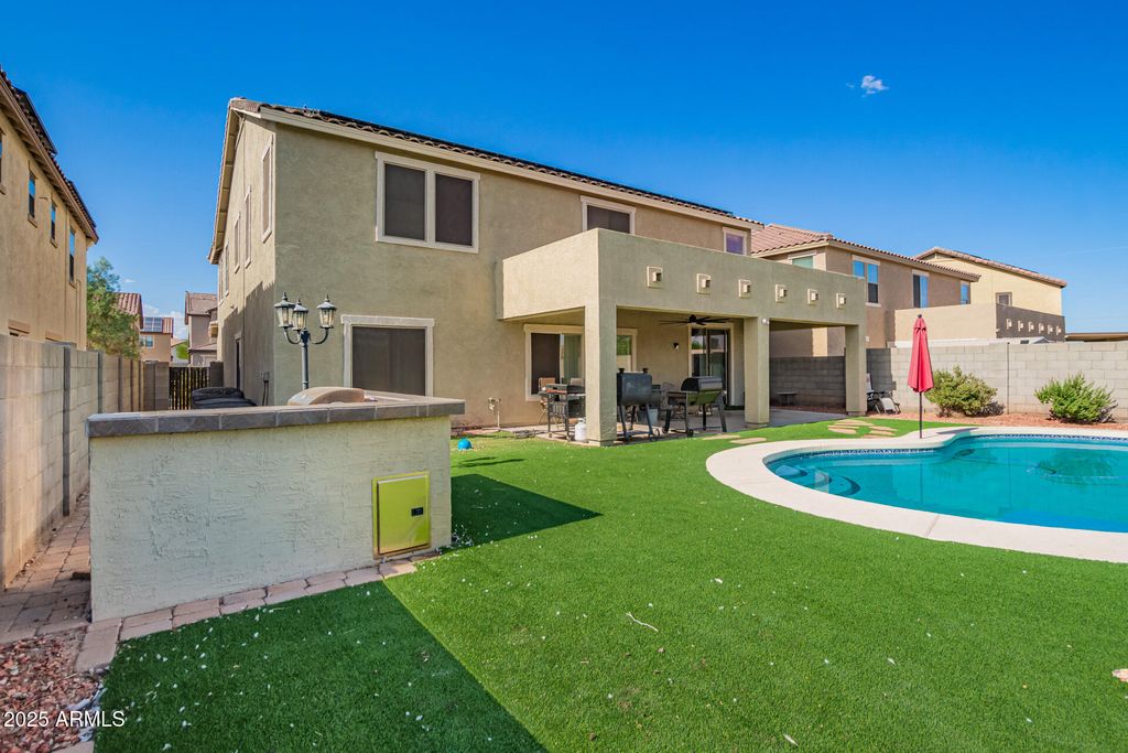 Image 46 of property listing at 25545 W NANCY Lane, Buckeye, AZ 85326
