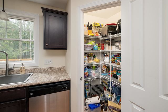 9 Jay Way, Rochester, NH 03868