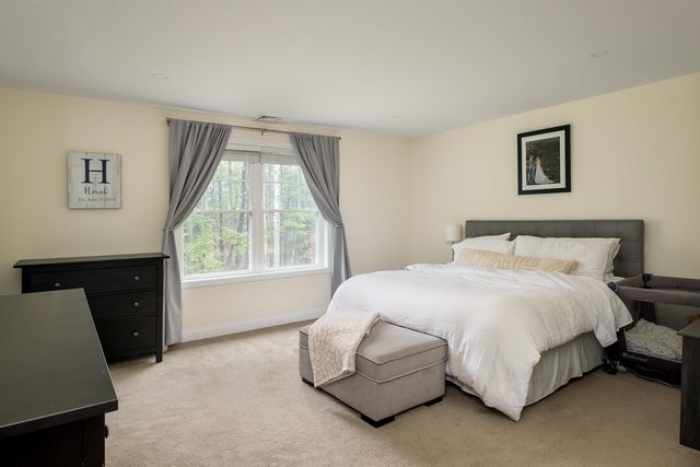 9 Jay Way, Rochester, NH 03868