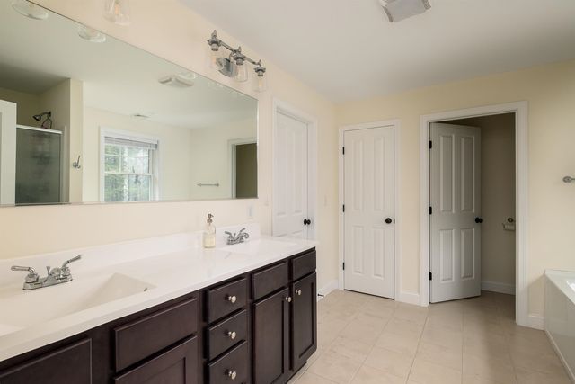 9 Jay Way, Rochester, NH 03868