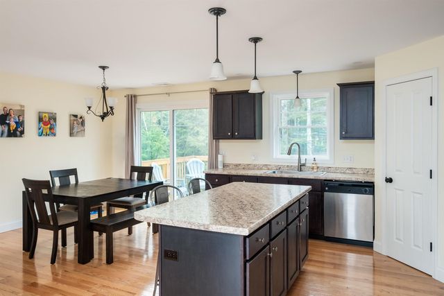 9 Jay Way, Rochester, NH 03868