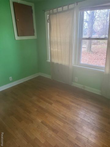 401 Richard Avenue, Lansing, MI 48917