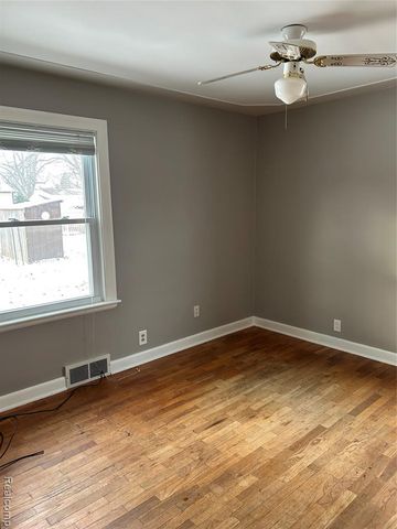 401 Richard Avenue, Lansing, MI 48917