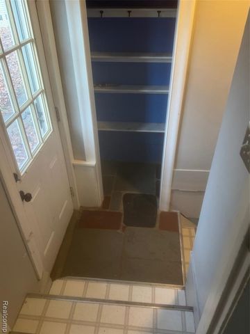 401 Richard Avenue, Lansing, MI 48917