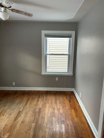 401 Richard Avenue, Lansing, MI 48917