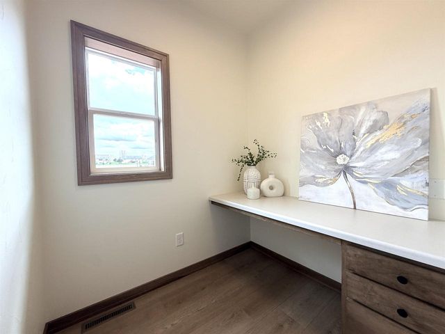 2146 AURRAILIA COURT, Green Bay, WI 54311