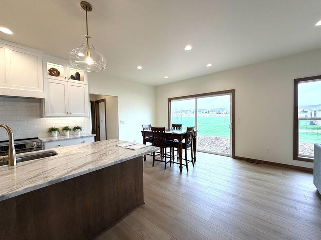 2146 AURRAILIA COURT, Green Bay, WI 54311