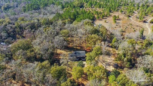10841A Luker Way, Jay, FL 32565