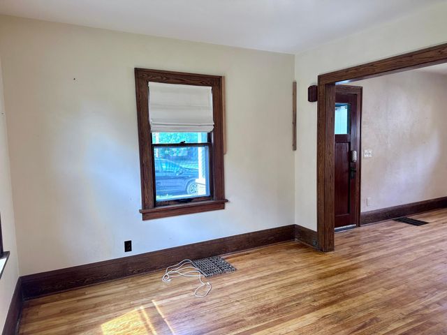 2419 E 38th Street, Minneapolis, MN 55406