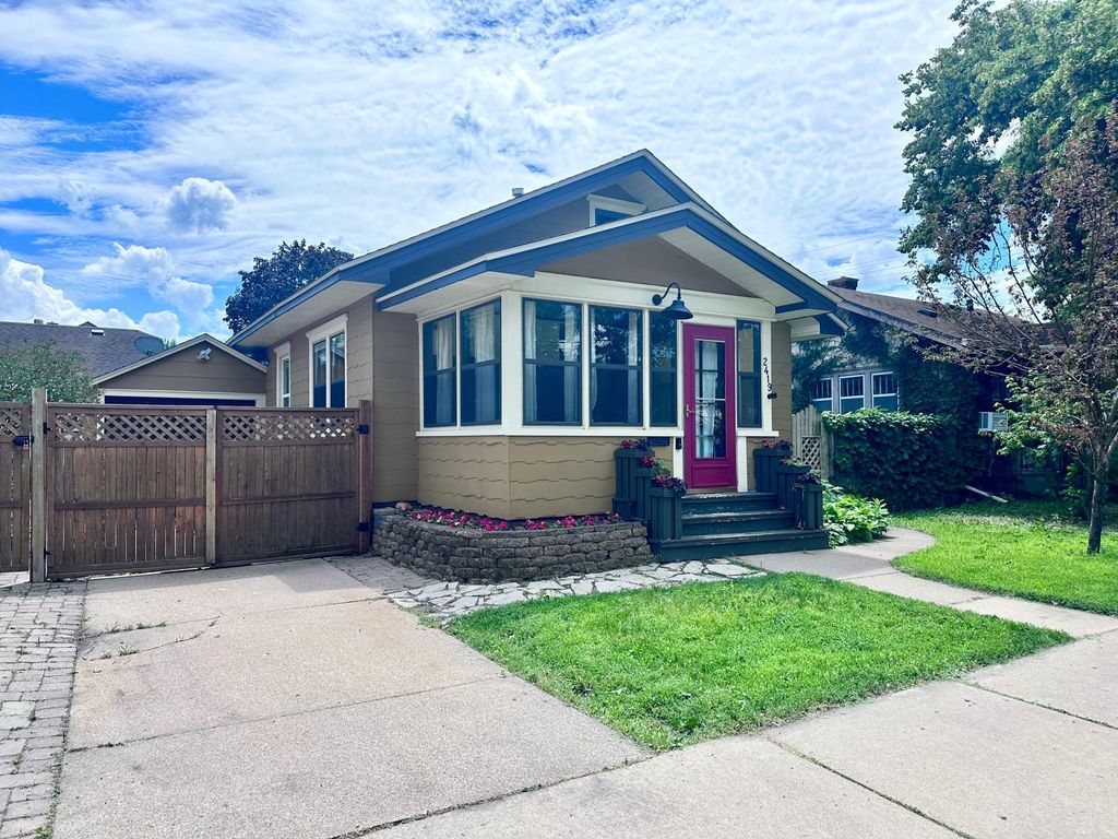 2419 E 38th Street, Minneapolis, MN 55406