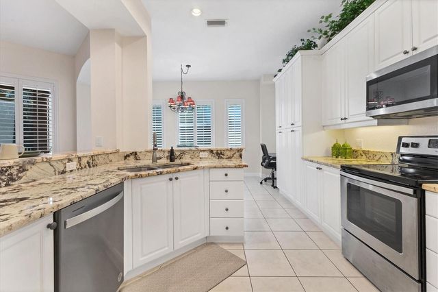 5425 46TH COURT W, Bradenton, FL 34210