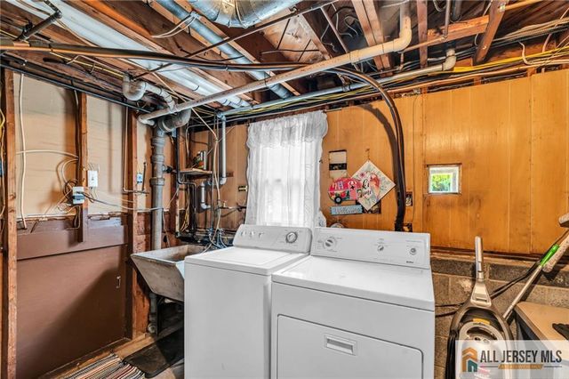 499 Old Stage Road, Spotswood, NJ 08884