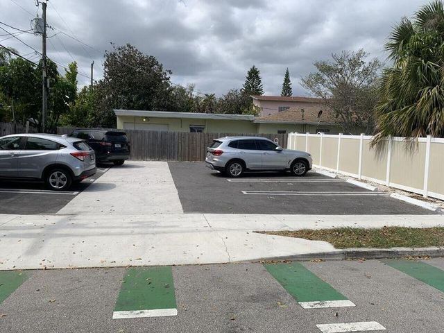 801 Dobbins Street 7, West Palm Beach, FL 33405