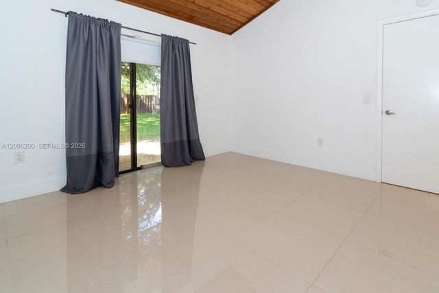 2911 N 33rd Ter, Hollywood, FL 33021