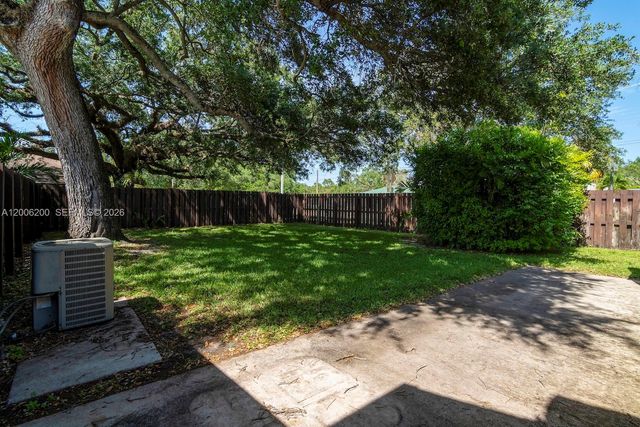 2911 N 33rd Ter, Hollywood, FL 33021