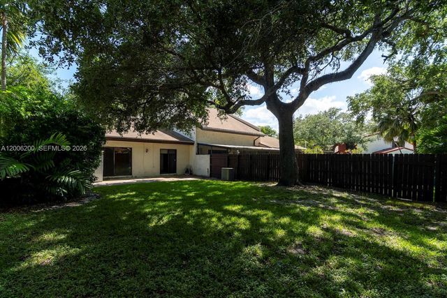 2911 N 33rd Ter, Hollywood, FL 33021