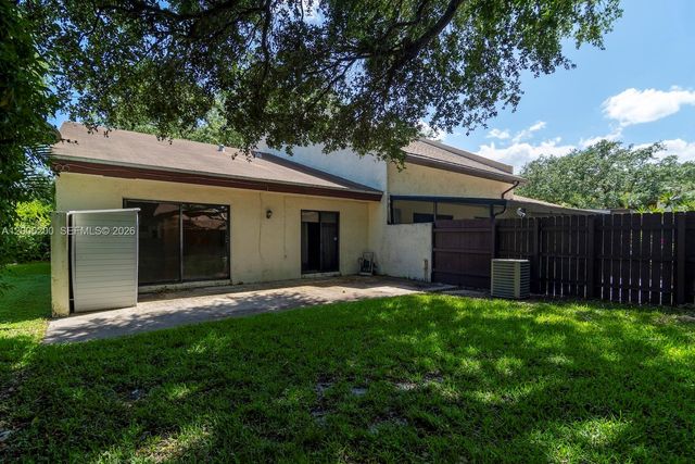 2911 N 33rd Ter, Hollywood, FL 33021