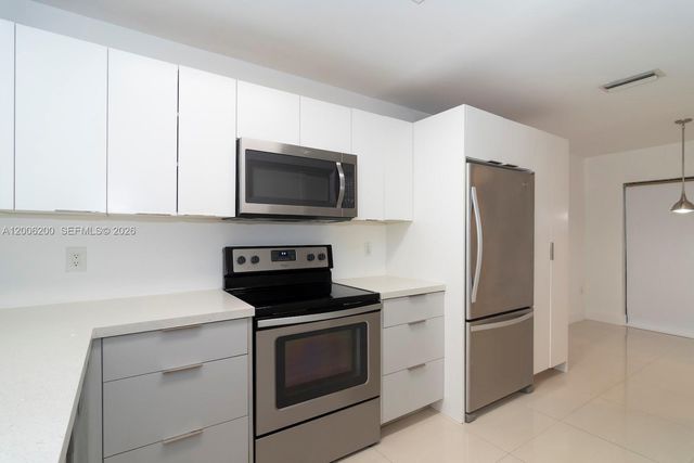 2911 N 33rd Ter, Hollywood, FL 33021