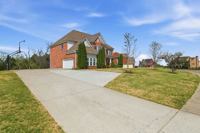 719 Thurrock Cir, Brentwood, TN 37027