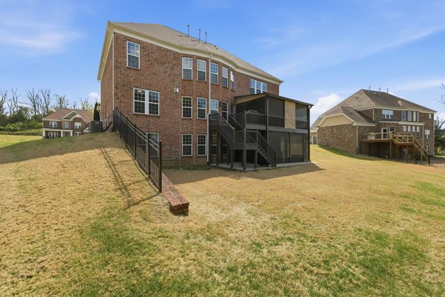 719 Thurrock Cir, Brentwood, TN 37027