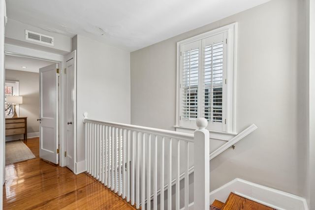 18 Water Street, Charleston, SC 29401