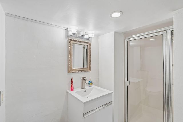 18 Water Street, Charleston, SC 29401