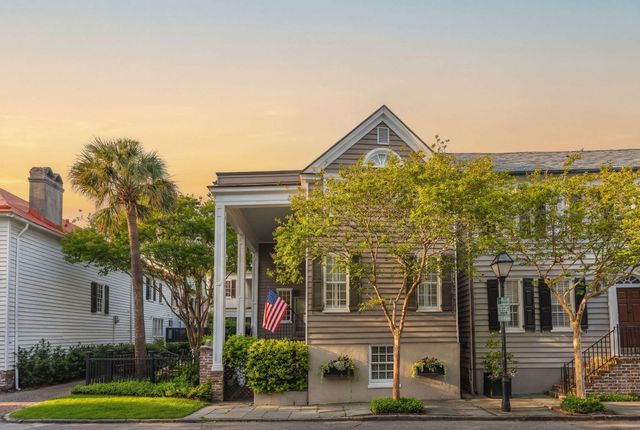 18 Water Street, Charleston, SC 29401