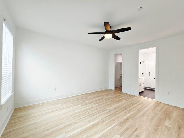 206 S Village Way 203, Lewisville, TX 75057