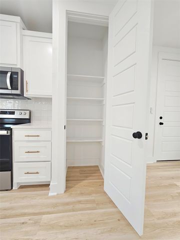 206 S Village Way 203, Lewisville, TX 75057