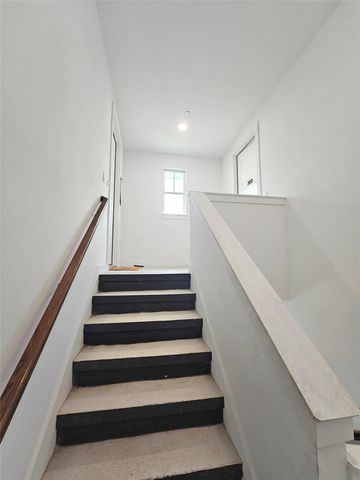 206 S Village Way 203, Lewisville, TX 75057