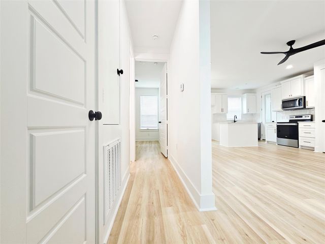 206 S Village Way 203, Lewisville, TX 75057