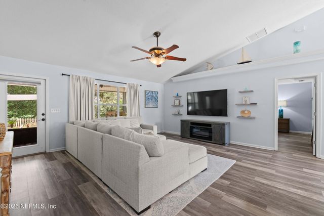 3019 MAJESTIC OAKS Lane, Green Cove Springs, FL 32043