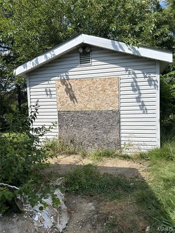 147 Monteith Circle, St Louis, MO 63137