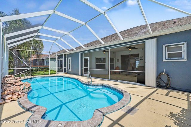 423 Stonehenge Circle, Rockledge, FL 32955