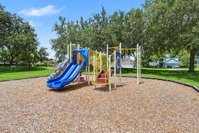 423 Stonehenge Circle, Rockledge, FL 32955