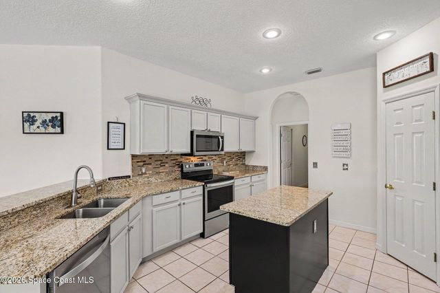 423 Stonehenge Circle, Rockledge, FL 32955