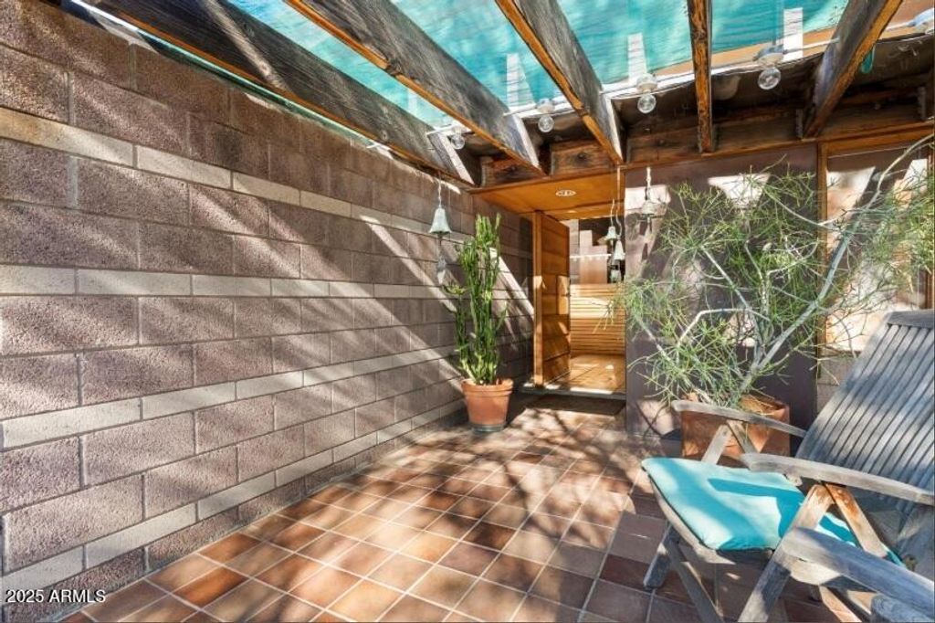 25232 N HORSESHOE Trail, Scottsdale, AZ 85255 — photo 2