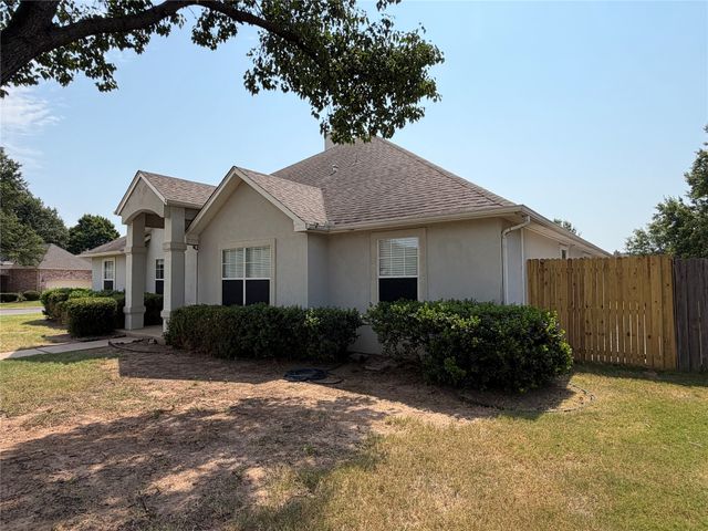 9203 S 73rd East Avenue, Tulsa, OK 74133