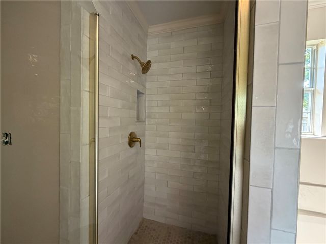 9203 S 73rd East Avenue, Tulsa, OK 74133