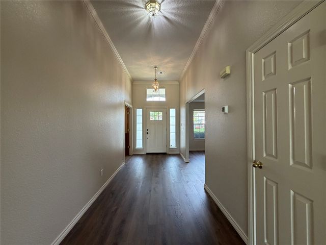 9203 S 73rd East Avenue, Tulsa, OK 74133