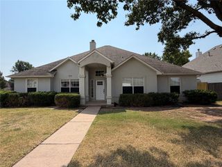 9203 S 73rd East Avenue, Tulsa, OK 74133