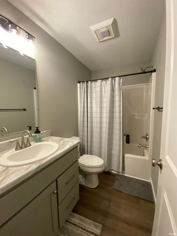 13635 Copper Strike Pass, Fort Wayne, IN 46845