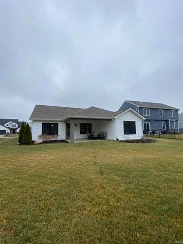 13635 Copper Strike Pass, Fort Wayne, IN 46845