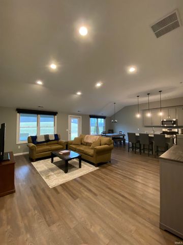 13635 Copper Strike Pass, Fort Wayne, IN 46845